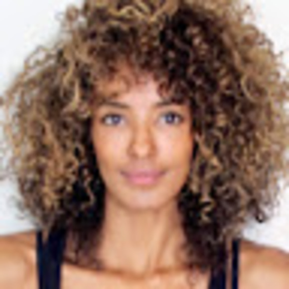 Meet your Posher, Ella - Picture 1 of 1